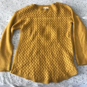 Women’s yellow sweater